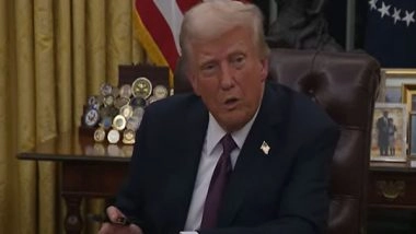 World News | US President Donald Trump Announces Plans to Impose 25% Tariffs on Mexico, Canada from February 1