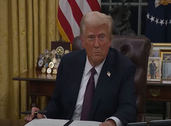 World News | US President Donald Trump Signs Order Establishing Department of Government Efficiency