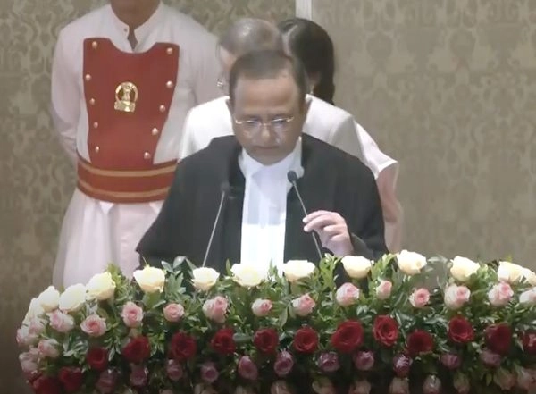 India News | Justice Alok Aradhe Sworn in as New Chief Justice of Bombay High Court