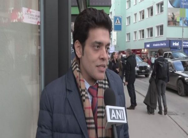 Business News | H2Earth Plans to Set Up Silicon, Green Hydrogen-ammonia Plants in India, Says Director Naitik Vyas