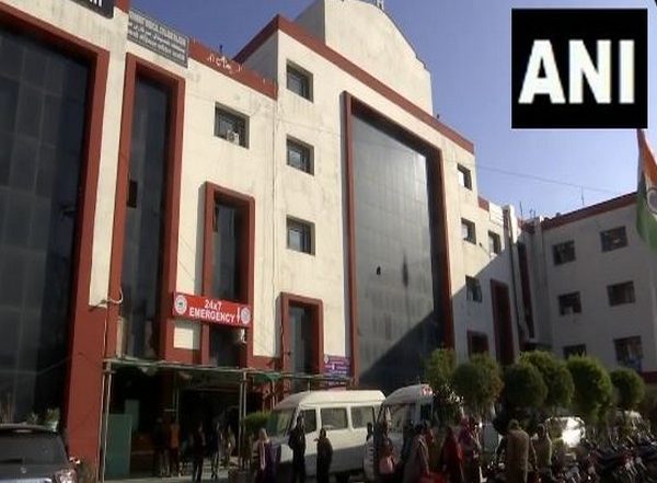 India News | Health Facilities Strengthened in J-K's Rajouri After 'unidentified' Illness Claims 17 Lives