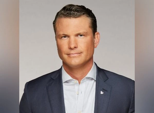 World News | US Senate Confirms Pete Hegseth as Defence Secretary After Narrow Vote