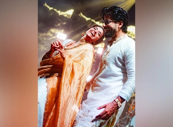 Entertainment News | Keerthy Suresh Shares Stunning Pics from Wedding Party with Hubby Antony Thattly