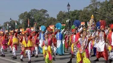 Entertainment News | India's Rich Heritage Shines Through 'Jayati Jai Mamah Bharatam' Performance at Republic Day Parade