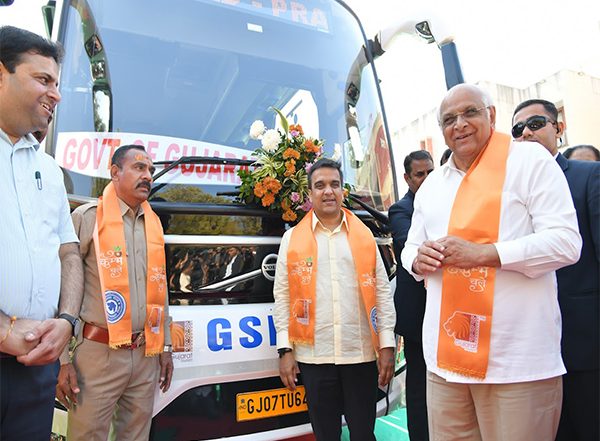 India News | Gandhinagar: CM Bhupendra Patel Flags off 'Chalo, Kumbh Chale' Yatra