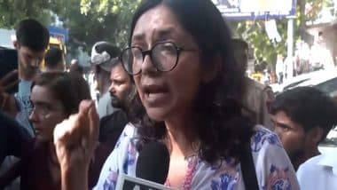 India News | Delhi Polls: MP Swati Maliwal Visits Vikaspuri, Speaks to Locals About Hygiene Conditions