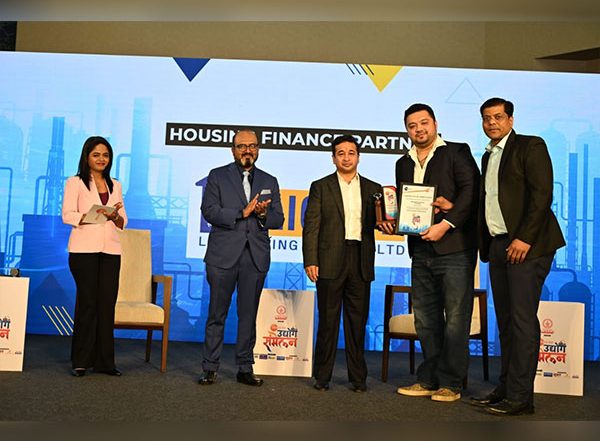 Business News | Arjun Kandhari Honored with Udyog Ratna Award for Excellence in Youth Leadership