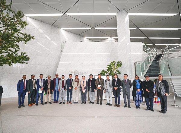 World News | Japan: MP CM Mohan Yadav Interacts with Indian Diaspora; Visits Sysmex Corporation Office in Kobe, Panasonic Office in Osaka