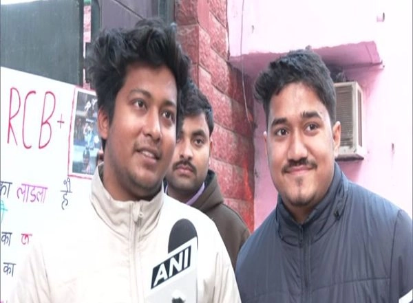 Sports News | Fans Flock to Arun Jaitley Stadium to Watch Virat Kohli Bat in Ranji Trophy