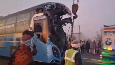 Dausa Road Accident: 45 Injured After Bus Rams Into 2 Trucks on Delhi-Mumbai Expressway in Rajasthan (Watch Video)