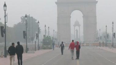 AQI Slips Back to ‘Poor’ Levels, Cold Wave Persists in Delhi