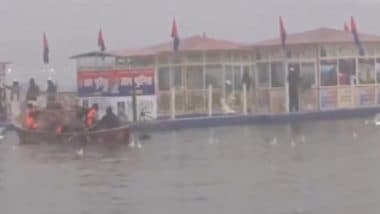 Floating Police Station at Maha Kumbh Mela 2025: Uttar Pradesh Police Build Special Floating Police Chowki To Help Devotees As 45-Day Mahakumbh Mela Begins on Paush Purnima (Watch Video)