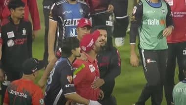 Tamim Iqbal Involved in Heated Confrontation With Alex Hales After Fortune Barishal vs Rangpur Riders BPL 2024-25 Match, Ex-England Cricketer Calls Incident 'A Real Shame' (Watch Videos)