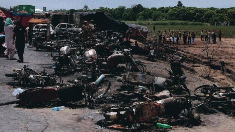 Nigeria Tanker Blast: 70 People Killed As Nigerian Gasoline Tanker Explodes Near Suleja Area in African Country (Watch Video)