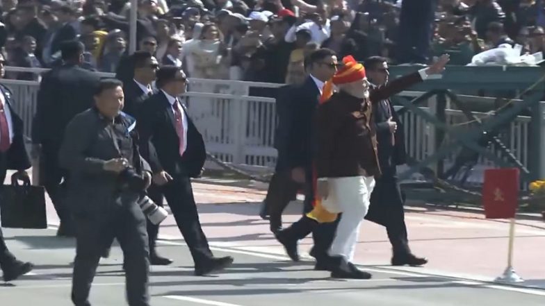 Republic Day 2025: PM Narendra Modi Breaks Protocol, Walks Down Kartavya Path To Greet People After Conclusion of 76th R-Day Parade (Watch Video)
