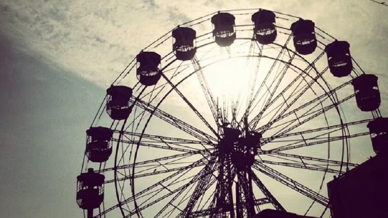 Hyderabad: People Stuck Mid-Air on Swing Ride for 10 Minutes Due to Technical Glitch at Annual ‘Numaish’ Exhibition (Watch Video)