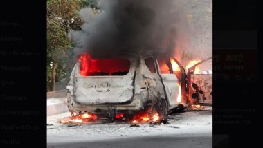 Hyderabad Car Fire: 2 Persons Burnt Alive After Vehicle Catches Fire in Ghatkesar (Watch Videos)