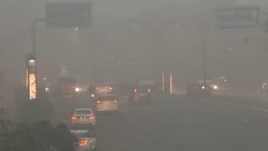 Fog Effect: 27 Trains Running Late Due to Dense Fog and Low Visibility Across Northern India; Air Quality Remains in ‘Poor’ Category in Delhi (Watch Videos)