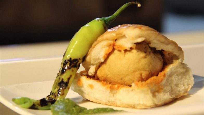Vada Pav To Become Costlier? Price of Mumbai’s Favourite Street Food May Rise As BMC Mandates Bakeries To Switch to LPG or Electricity