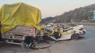 Panchkula Road Accident: 4 Killed As Car Crashes Into Stationary Truck After Tyre Burst Near Bitna Road in Haryana (Watch Video)