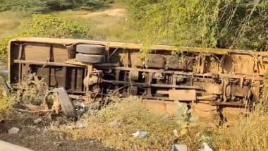 Tirupati Road Accident: Injuries Reported As Narayana School Bus Carrying 30 Students Loses Control and Overturns in Andhra Pradesh’s Tada Mandal (Watch Videos)