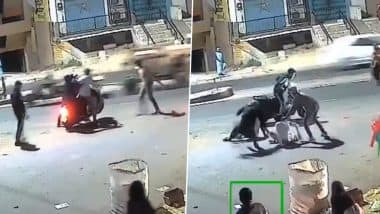 Hathras Shocker: Robbers Throw Chilli Powder in Trader’s Eyes, Steal Ornaments Worth Lakhs, Viral Video Surfaces