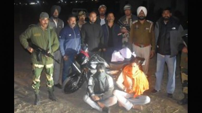 Punjab Drug Bust: BSF in Joint Operation With Anti-Narcotics Task Force Apprehends 2 Smugglers With 1.1 kg of Narcotics on Amritsar Border