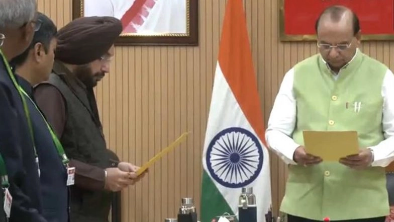 BJP Leader Arvinder Singh Lovely Takes Oath As Pro-Tem Speaker of Delhi Assembly