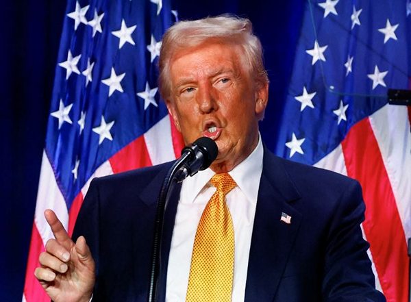 World News | Trump Tariffs on Canada, Mexico and China Begin Saturday: White House