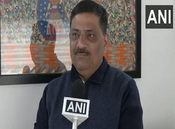 India News | JDU MP Sanjay Jha Expresses Gratitude to FM Sitharaman After She Adorns Saree with Madhubani Art for Union Budget