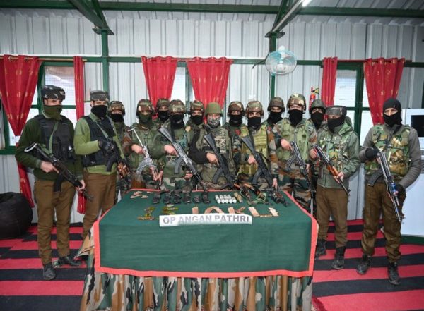 India News | Jammu and Kashmir: Security Forces Recover Large Cache of Arms and Ammunition in Baramulla