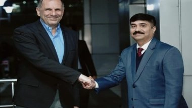 World News | Greek Foreign Minister George Gerapetritis Arrives in India to Strengthen Strategic Ties