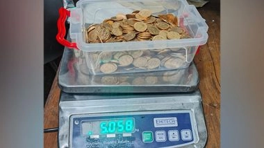 India News | 10 Kg of Gold Coins Worth Rs 7.8 Crore Seized at Delhi Airport from Two Passengers