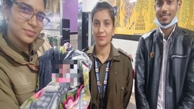 India News | Delhi: Woman Delivers Baby Girl on Train, RPF Extends Life-saving Help