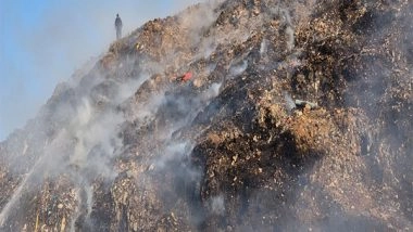 India News | Fire Breaks out at Delhi's Okhla Landfill Site