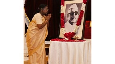 India News | President Droupadi Murmu Pays Floral Tributes to Zakir Husain on His Birth Anniversary