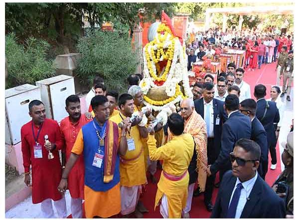 India News | Gujarat: 51 Shakti Peeth Parikrama Mahotsav Begins in Ambaji in Presence of CM Patel
