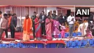 India News | President Murmu Offers Prayers, Performs Ganga Aarti at Prayagraj's Triveni Sangam During Mahakumbh