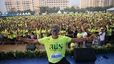 Business News | Over 14000 Run the 11th Edition of Hiranandani Thane Half Marathon with Fitness Icon, Milind Soman