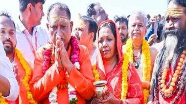 India News | Chhattisgarh CM Vishnu Deo Sai Takes Holy Dip in Triveni Sangam, Congratulates Yogi Govt for Mahakumbh Arrangements