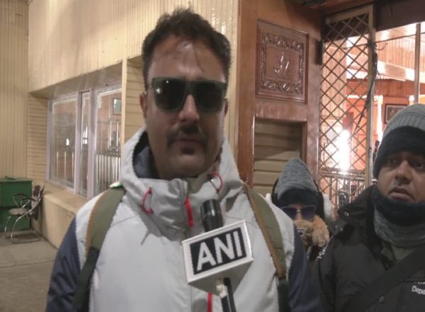 India News | Gulmarg's Iconic Gondola Ride: A Must-experience Attraction for Tourists