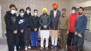World News | Punjab Ministers Meet Illegal Indian Immigrants Who Were Deported from US to Amritsar