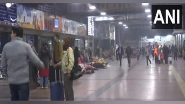 India News | New Delhi Railway Station Stampede: Victims Suffer Lower Limb, Bone Injuries
