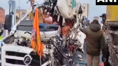 India News | UP: 4 Dead, Several Injured in Bus-Tempo Collision at Purvanchal Expressway