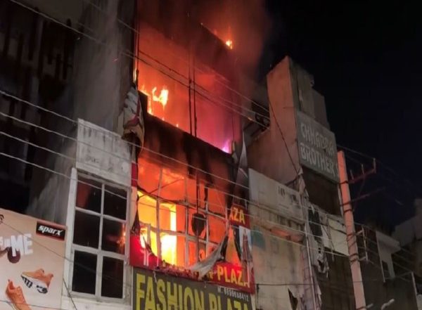 India News | Fire Breaks out at Garment Store in Gurugram, No Casualties