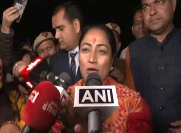 India News | Delhi CM, Rekha Gupta and Cabinet Attend 'Yamuna Aarti', Reiterates Resolution to Clean River