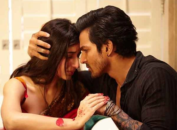 Business News | The Power of Fandom! Sanam Teri Kasam Continues To Rule Charts and Hearts After Re-Release