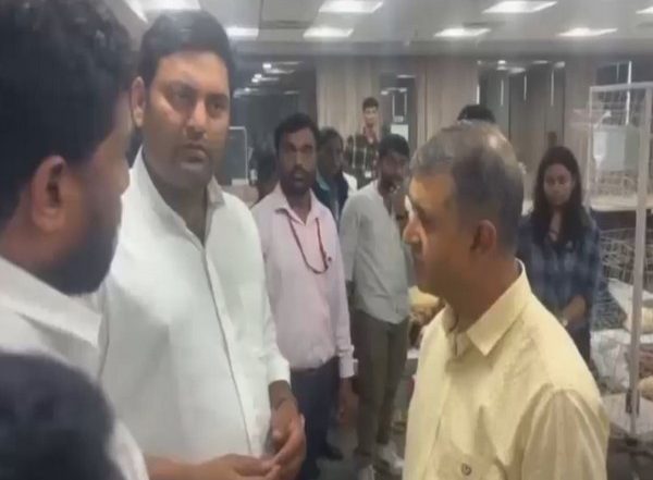 India News | Telangana: 18 NMIMS Students Hospitalised After Food Poisoning in Mahabubnagar