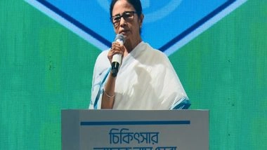 India News | West Bengal Govt Hikes Salaries of Doctors; CM Mamata Banerjee Urges Male Doctors to Protect Their Sisters