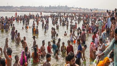 India News | Mahakumbh: Devotees Flock to Triveni Sangam Ahead of Mahashivratri